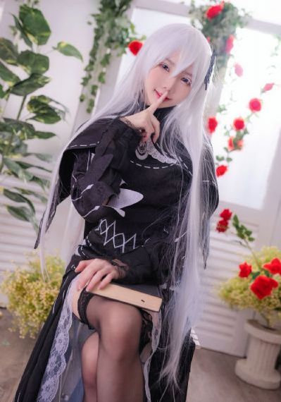 厨房掀开馊了裙子子挺进视频