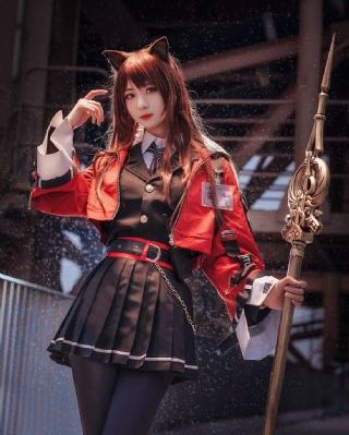 《偷窥女教师》未删减版在线观看
